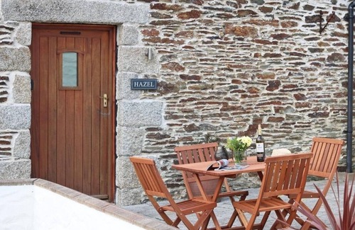 Maenporth Cottage | Hazel Barn