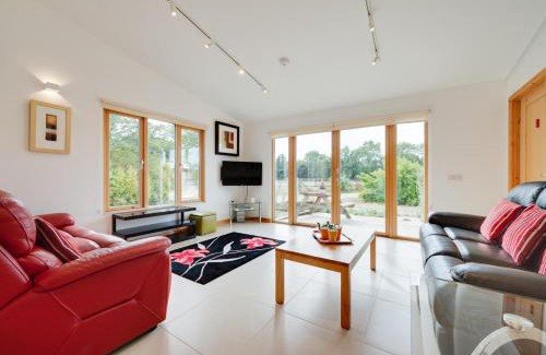 Etchinghill House | Hazel Barn