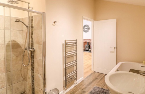 Belper Cottage | HAZEL COTTAGE, romantic, luxury holiday cottage in Belper