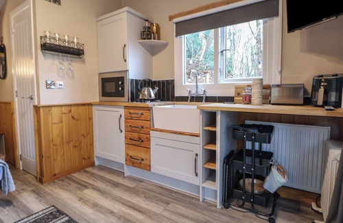Caerwys Cottage | HAZEL, pet friendly, character holiday cottage in Afonwen