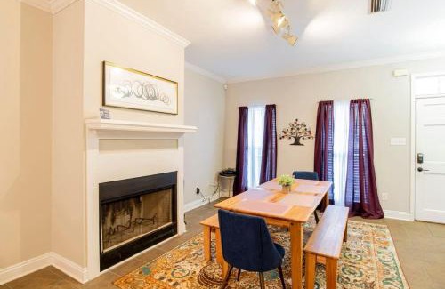 Mobile House | Hazel's Happy Hideaway- Midtown Mobile!