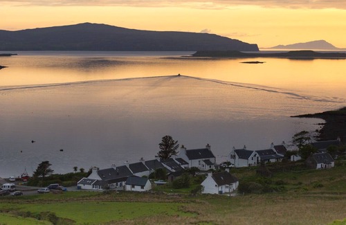 Stein Apartment | Hazelbank Self Catering Apartment in North-West Skye