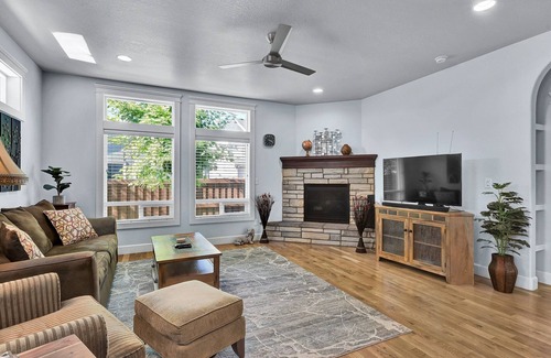 Southwest Ada County Alliance House | Hazelwood Haven- Single Level Home; Seasonal Pool