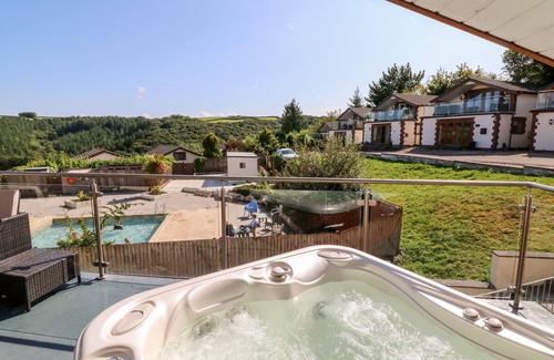 Kingswear Cottage | Hazelwood Lodge