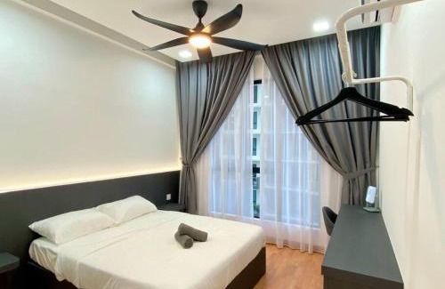 Taman Bukit Mewah Apartment | HCK10 Platino 3minWalk Paradigm Near Sutera JB