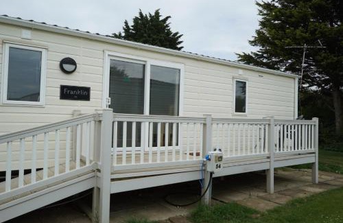 Heacham House | Heacham Golden Sunset Pets go Free linen included