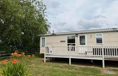Heacham House | Heacham Golden Sunset Pets go Free linen included
