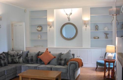 Wainfleet All Saints House | Head Brewers House - Uk34736
