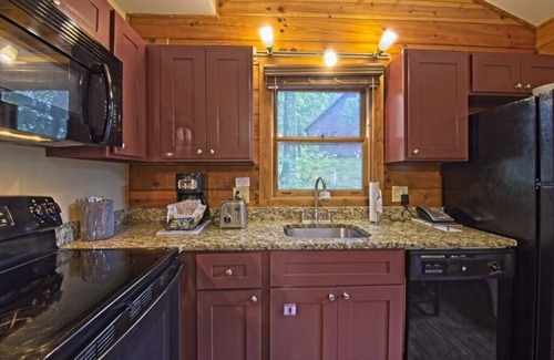 Wisconsin Dells Cabin | Headline