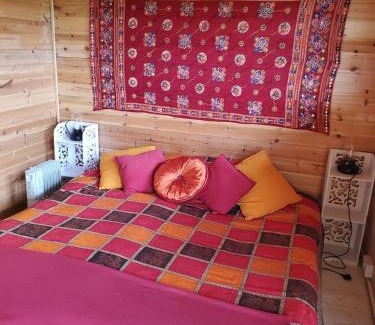 Glastonbury Bed & Breakfast | Healing Waters Sanctuary for Exclusive Private Hire and Self Catering Board, Vegetarian, Alcohol & Wifi Free Retreat in Glastonbury