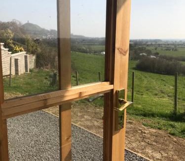 Glastonbury Bed & Breakfast | Healing Waters Sanctuary for Exclusive Private Hire and Self Catering Board, Vegetarian, Alcohol & Wifi Free Retreat in Glastonbury