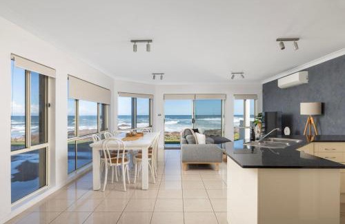 Anna Bay House | Hear the waves watch the whales Anna Bay