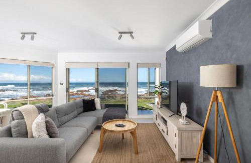 Anna Bay House | Hear the waves watch the whales Anna Bay