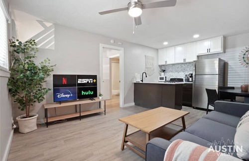 Westfield Apartment | Hearn #107 xxxxxxxxx