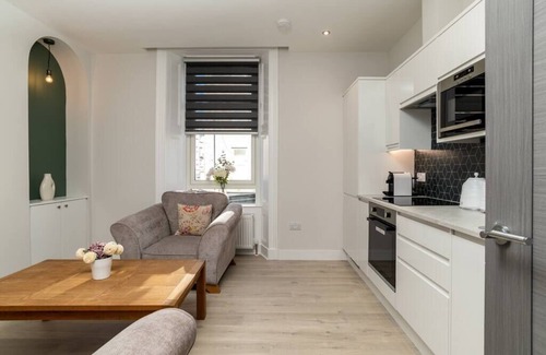 Aberdeen West End Apartment | Heart of Aberdeen - Ground Floor
