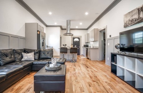 Pittsburgh House | Heart Of Atlanta Haven