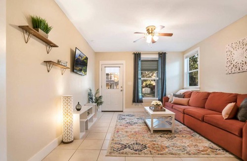 Downtown Historic District House | Heart of Downtown St. Aug, Walk Everywhere!