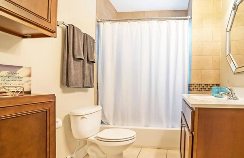 Downtown Historic District House | Heart of Downtown St. Aug, Walk Everywhere!