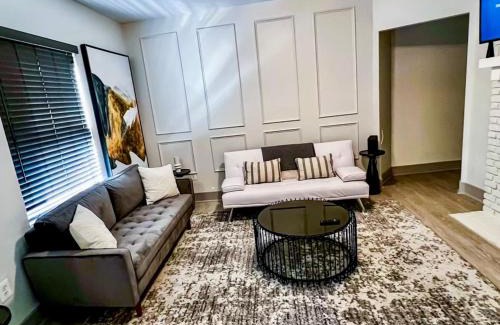 Downtown Baltimore Apartment | Heart of Downtown