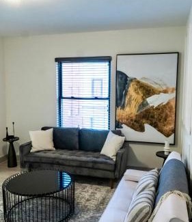 Downtown Baltimore Apartment | Heart of Downtown