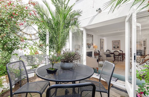 Hampstead House | Heart of Hampstead, by Veeve