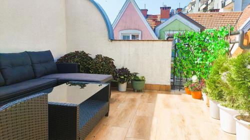West Pomeranian Voivodeship Apartment | Heart of Kolobrzeg with Terrace & Old Town View