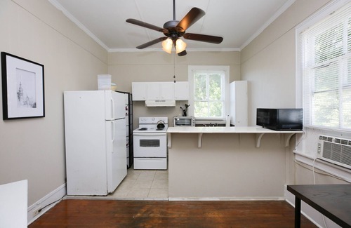 Downtown Apartment | Heart of North Hill: Pensacola Downtown, Beach!