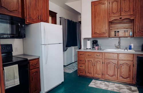 Provo House | Heart of provo, 4 min to I-15, BYU, UVU, ski slopes