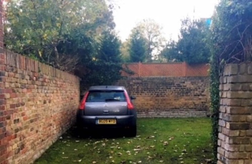 South Richmond Apartment | Heart of Richmond. Free parking 5min to River and station