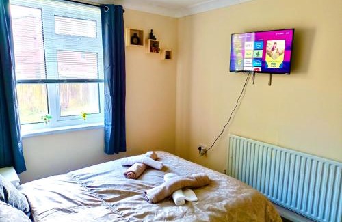 Telford Apartment | Heart of Telford Stylish 2-Bedroom