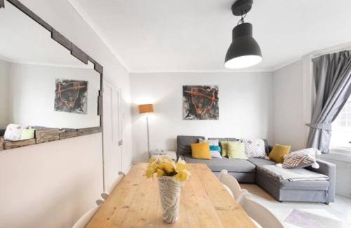 Old Town Hastings Apartment | Heart of the beautiful Old Town