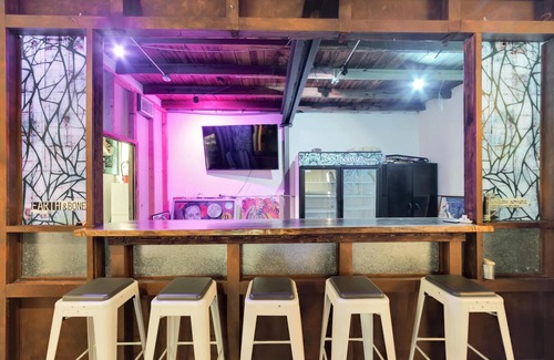 Channel District House | Heart of The City - Main + Studio - Hot Tub