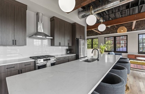 Highlands Apartment | Heart of the Highlands Chic Condo, Totally Remodeled, King Bed