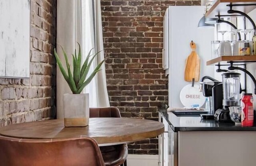Old City Apartment | Heart of the Old City - Lux Loft