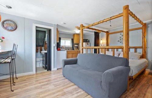 Twin Mountain House | Heart of the White Mountains Cottage w Hot Tub #3