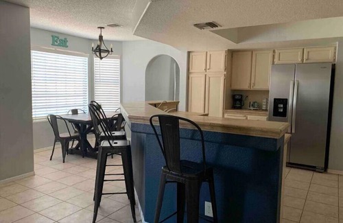 Yuma House | Heart of Yuma 2 Story Home 4B/2.5B 9gst