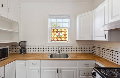 Mendocino Cottage | Heart & Soul Home in the Mendocino Village