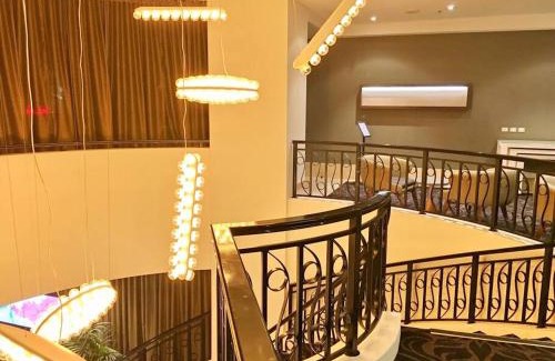 Chinatown Apartment | HeartCBD LUX Top Floor 2 Bedroom/Pool/Spa/GYM