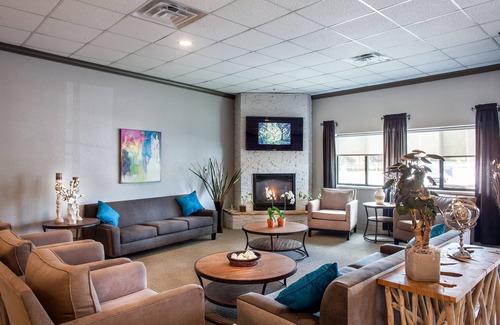 Coralville Hotel | Heartland Inn