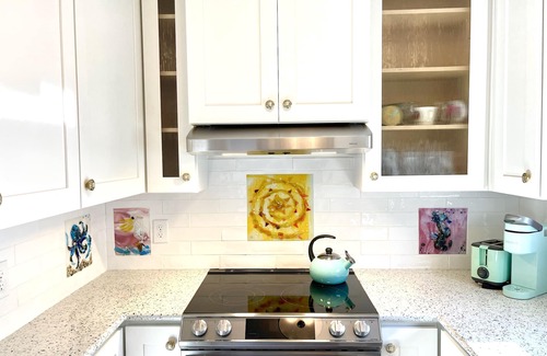Sunset Beach Cottage | Hearts Ease at Sunset Beach: relax, unwind. get comfortable!