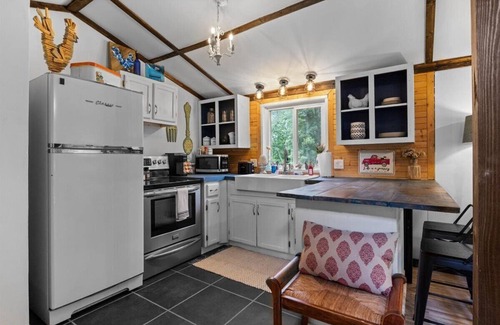 Primm Springs Cabin | Heartwood Hideaway- Charming cabin with Trails, Creek, and Starry Nights