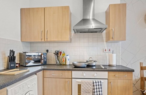 Offerton Apartment | Heartwood Suite