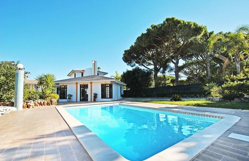 Vale do Garrao Villa | Heatable pool, BBQ & total privacy
