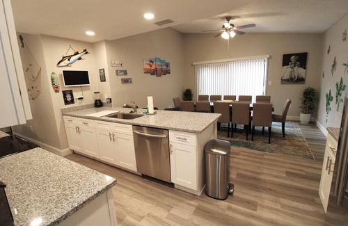 Palm Harbor House | Heated Pool 4BR Crystal Beach Villa | Game Room | Near Caladesi Island Beach