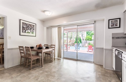 Lenexa House | Heated pool All season Private Spacious house King bed
