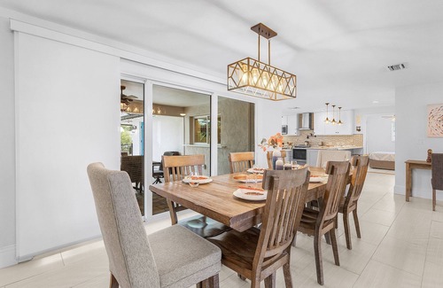 Eight Lakes House | Heated Pool, Gulf Access, Dock, Tiki Hut - The Lucky Pelican - Roelens