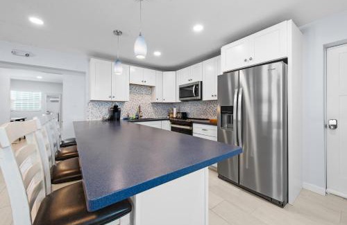 Laguna Shores Apartment | Heated Pool Home steps to the beach
