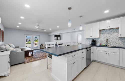 Laguna Shores Apartment | Heated Pool Home steps to the beach