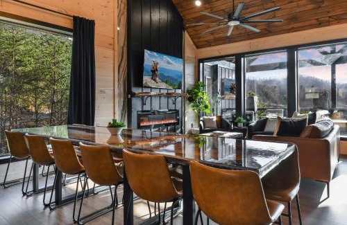 Wears Valley House | Heated Pool - Incredible Sunsets - Designed 4 FUN