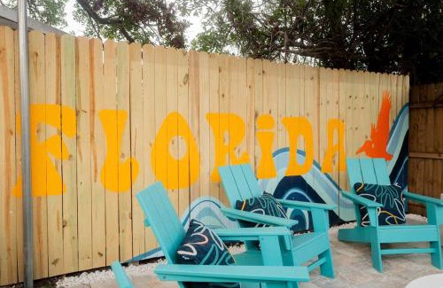 South Bradenton House | Heated Pool, Mini Golf, Arcade, Spa, AMI 6mi, IMG 3mi